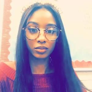 Meet your Posher, Chelsie